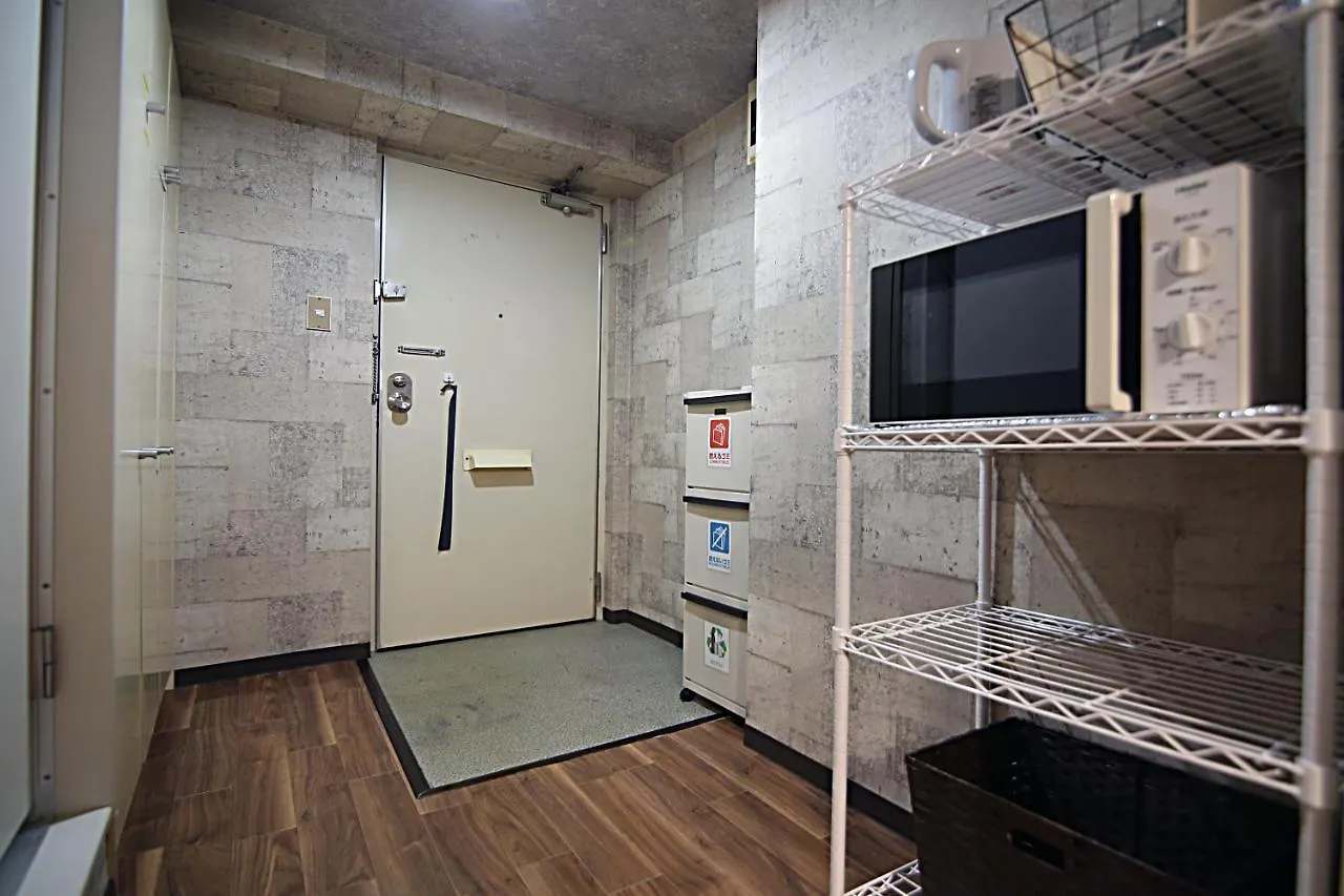 아파트 Kb House Shinjuku Double Room Free Poket Wifi! 도쿄 일본