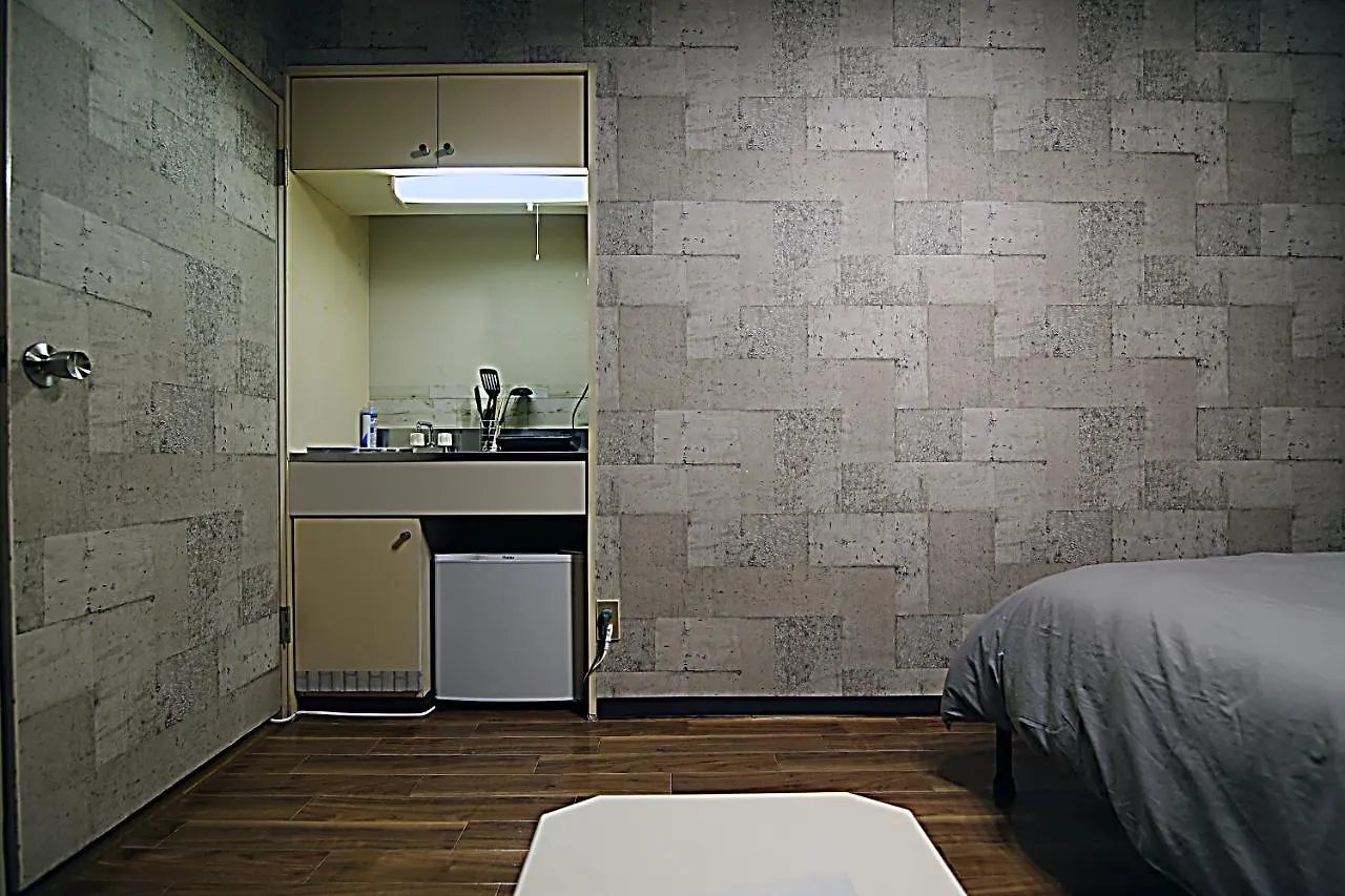 Kb House Shinjuku Double Room Free Poket Wifi! 도쿄